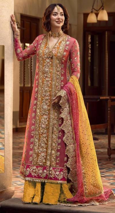 R 548 BY RAMSHA DESIGNER EMBROIDERY SALWAR SUIT WHOLESALER IN SURAT